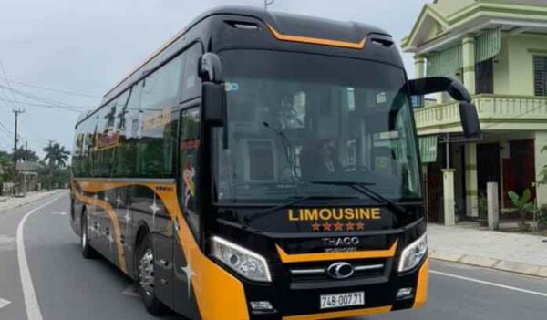 Limousine bus ticket booking Hue to Thanh Hoa